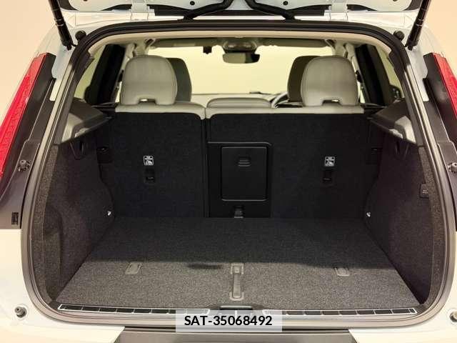 Volvo XC40 2025-07 7800744-19