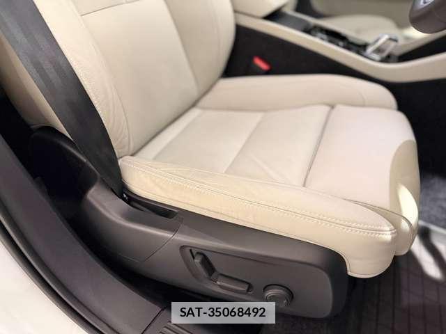 Volvo XC40 2025-07 7800744-8
