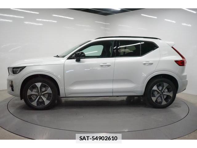 Volvo XC40 2025-12 7801958-10