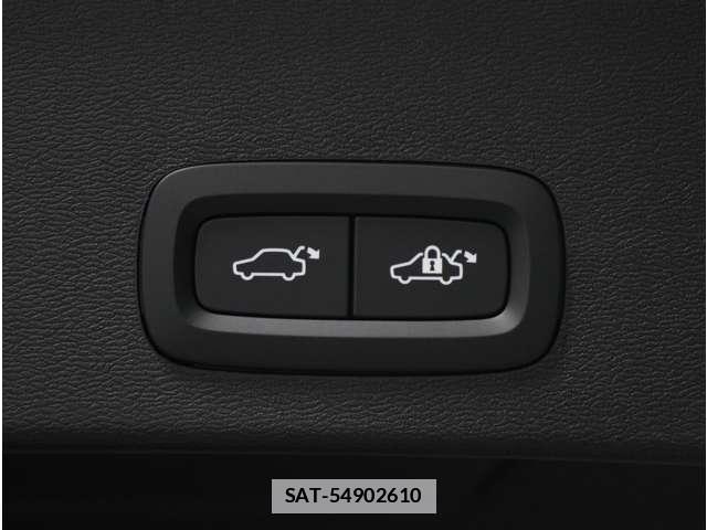 Volvo XC40 2025-12 7801958-17