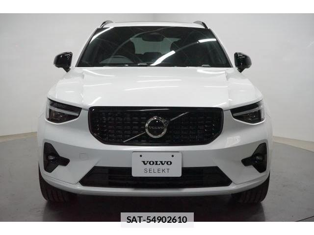 Volvo XC40 2025-12 7801958-9