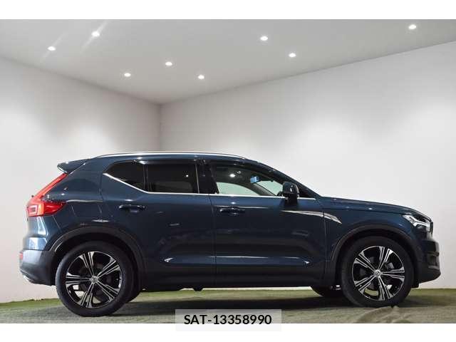 Volvo XC40 2019-01 7801964-3