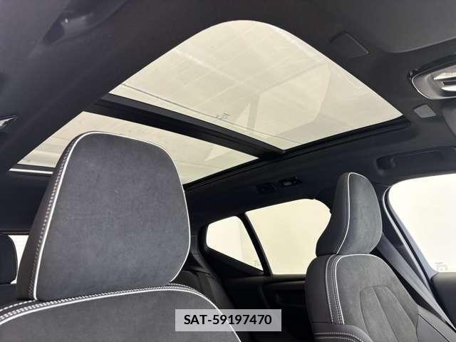 Volvo XC40 2025-12 7801969-3