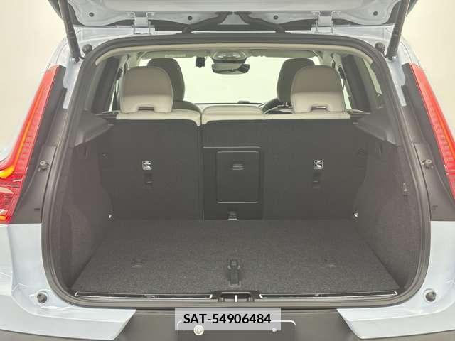 Volvo XC40 2025-07 7801974-14