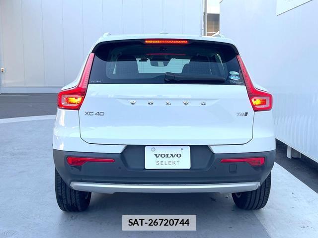 Volvo XC40 2019-12 7802459-15