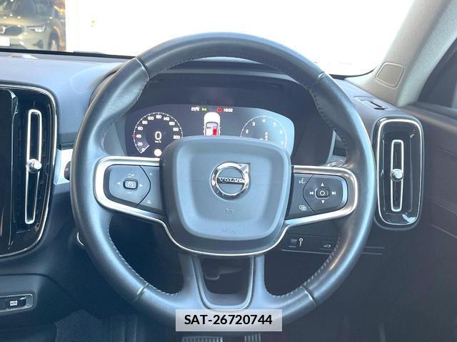 Volvo XC40 2019-12 7802459-8
