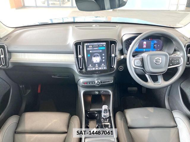 Volvo XC40 2023-09 7802472-1