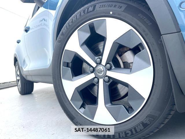 Volvo XC40 2023-09 7802472-14