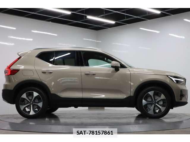 Volvo XC40 2025-07 7804065-17