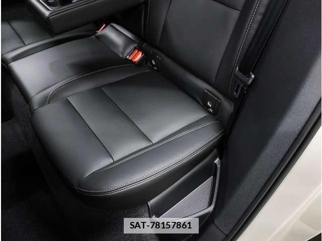 Volvo XC40 2025-07 7804065-8