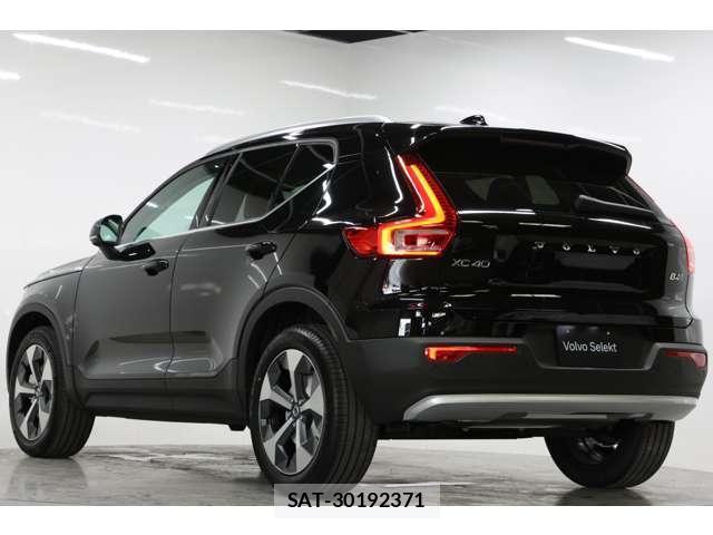 Volvo XC40 2026-04 7804066-2
