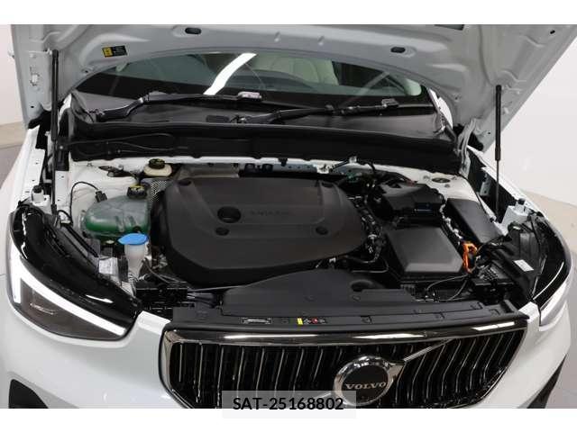 Volvo XC40 2026-04 7804067-18