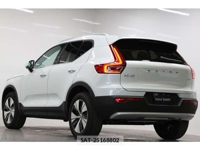 Volvo XC40 2026-04 7804067-2