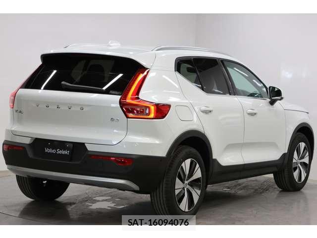Volvo XC40 2026-04 7804068-7