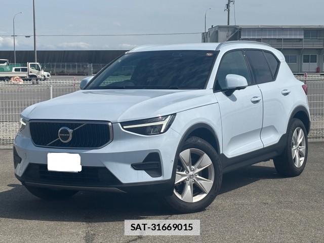 Volvo XC40 2025-04 7805808-0