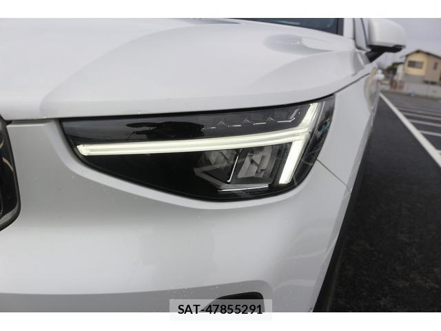 Volvo XC40 2022-12 7809484-17