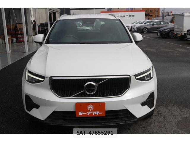 Volvo XC40 2022-12 7809484-3
