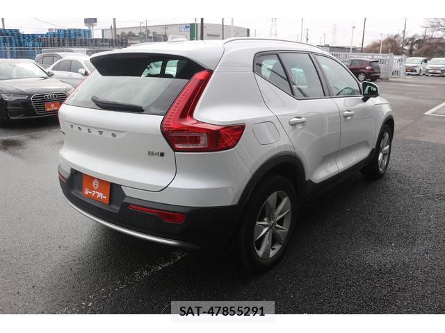 Volvo XC40 2022-12 7809484-8
