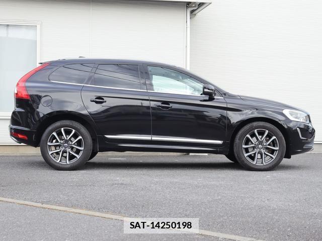 Volvo XC60 2017-06 7794478-6