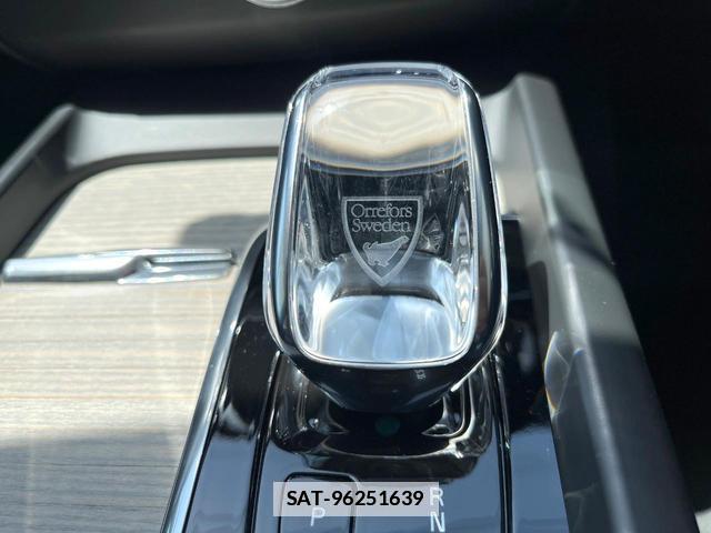 Volvo XC60 2022-01 7794500-13