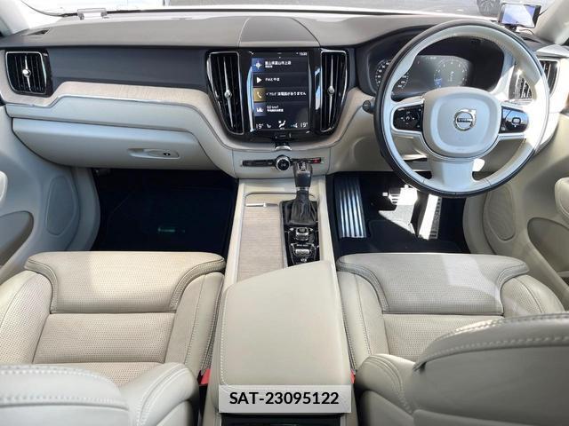 Volvo XC60 2018-07 7794507-1