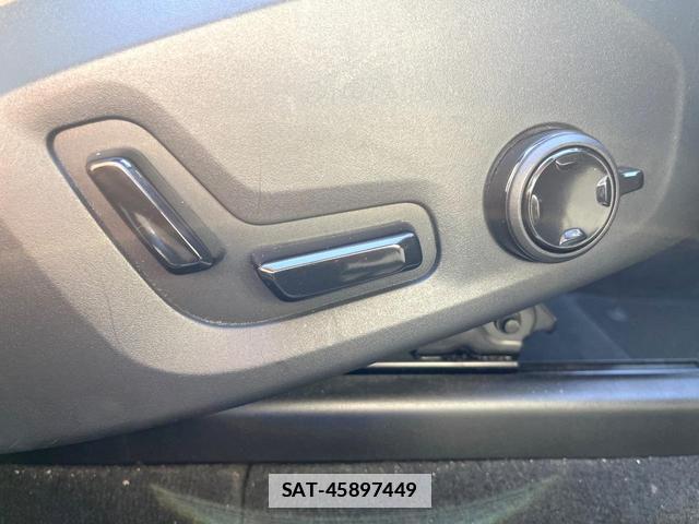 Volvo XC60 2020-04 7794509-9