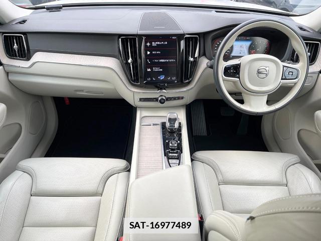 Volvo XC60 2021-07 7794512-1