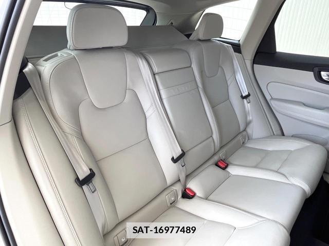 Volvo XC60 2021-07 7794512-14
