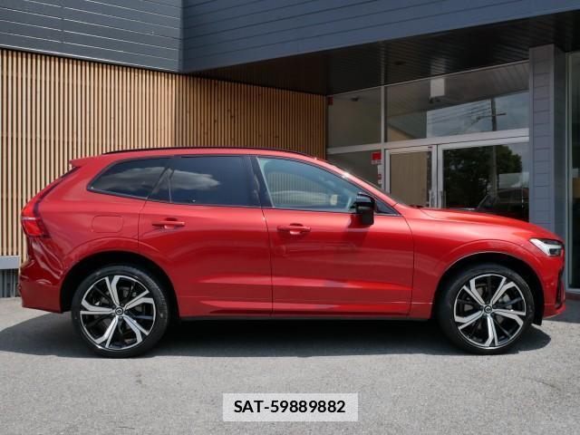 Volvo XC60 2022-03 7794544-17