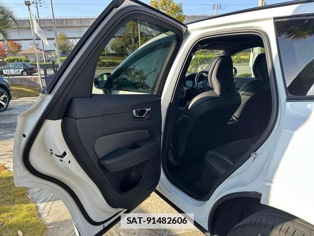 Volvo XC60 2021-11 7796458-18