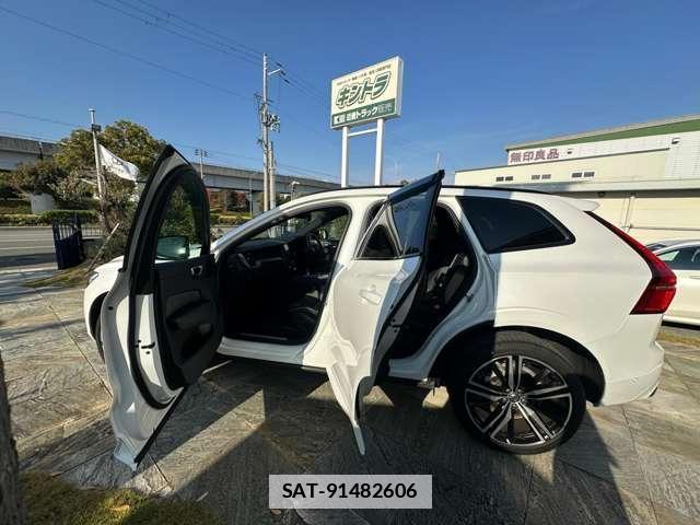 Volvo XC60 2021-11 7796458-8