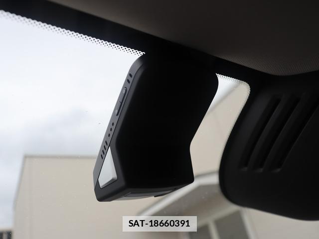 Volvo XC60 2017-11 7798723-16