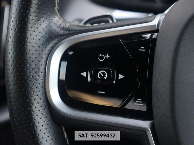 Volvo XC60 2018-08 7798729-13