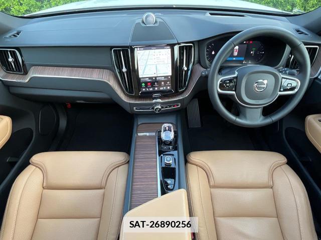 Volvo XC60 2022-12 7798763-1
