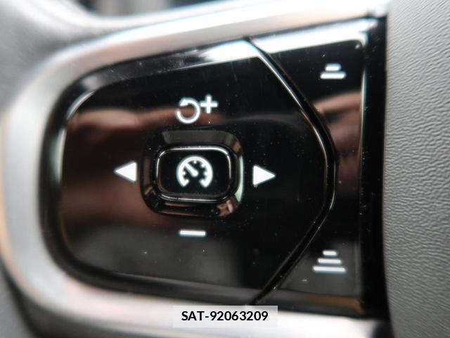 Volvo XC60 2019-10 7799310-11