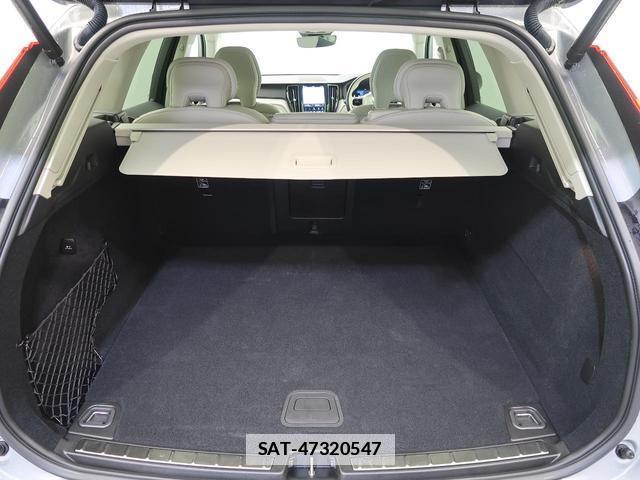 Volvo XC60 2024-12 7799312-17