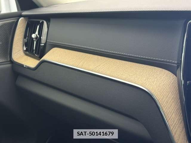 Volvo XC60 2025-09 7801970-11