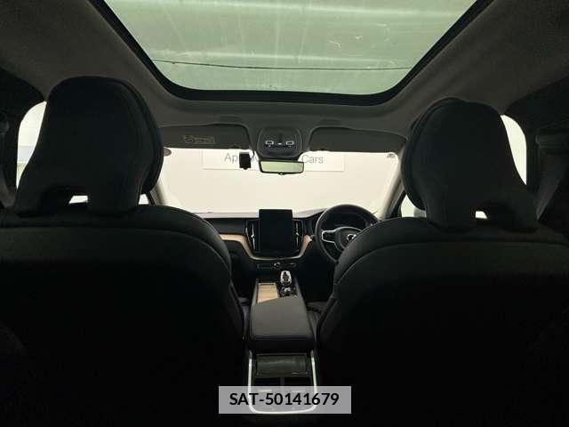 Volvo XC60 2025-09 7801970-2