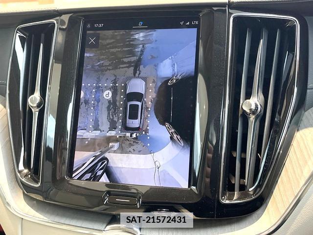 Volvo XC60 2024-02 7802462-8