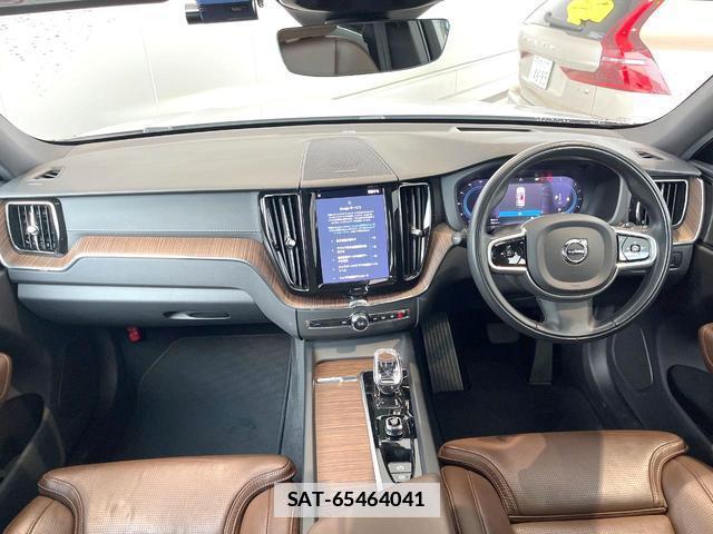 Volvo XC60 2022-05 7802466-1
