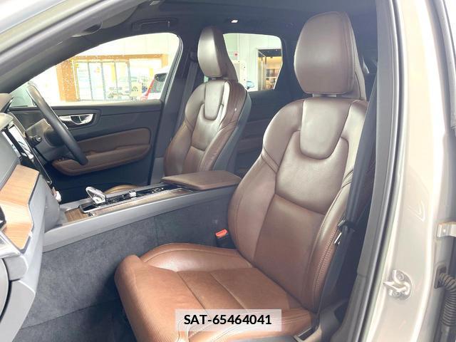 Volvo XC60 2022-05 7802466-11
