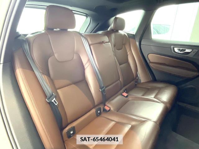 Volvo XC60 2022-05 7802466-12