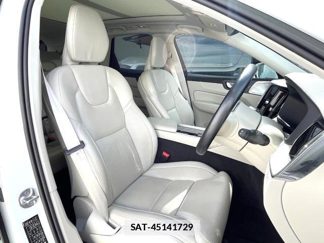 Volvo XC60 2022-05 7802471-11