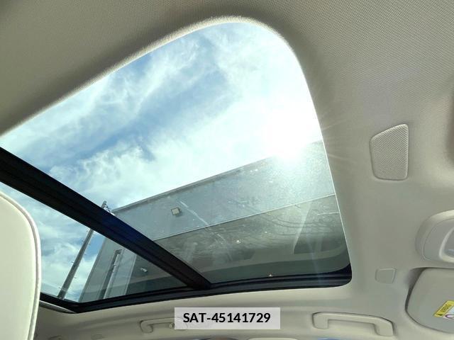 Volvo XC60 2022-05 7802471-4