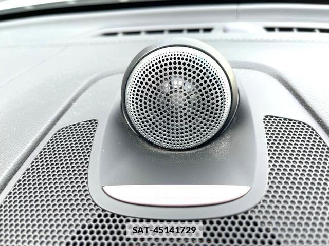 Volvo XC60 2022-05 7802471-5