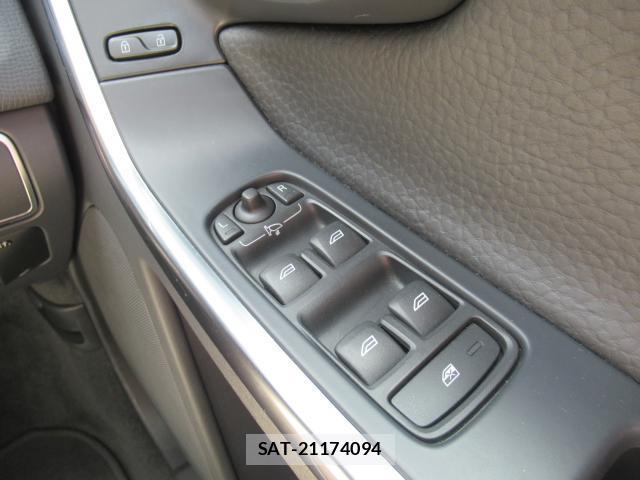Volvo XC60 2013-12 7802671-9