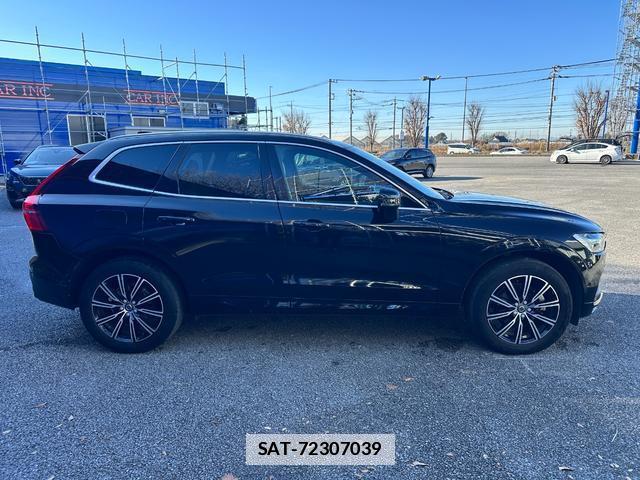 Volvo XC60 2018-02 7803600-14