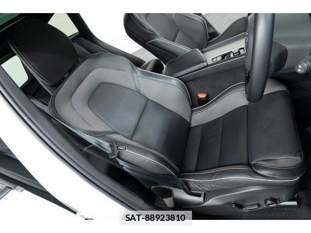 Volvo XC60 2022-03 7807059-11