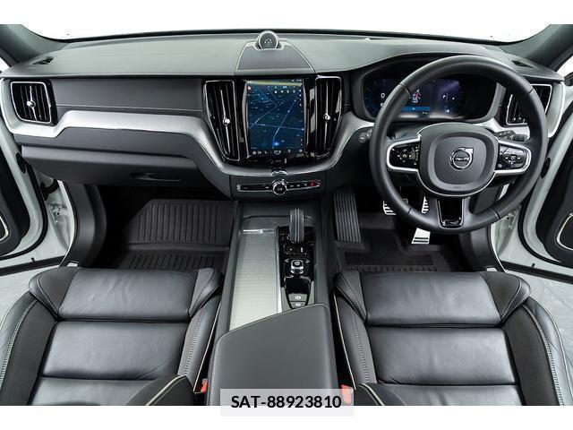 Volvo XC60 2022-03 7807059-2