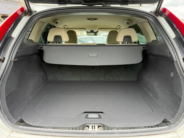 Volvo XC60 2015-12 7808641-16